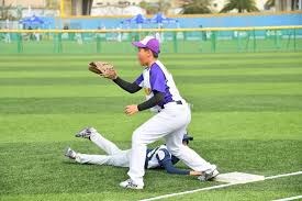 齐尔克泽送助攻，库尼亚救主，曼联客场平利兹！